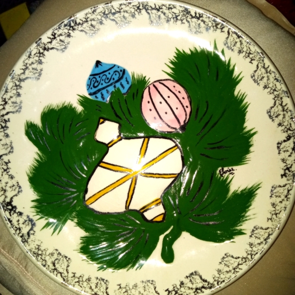 Vintage Eloise Signed Christmas Plate.